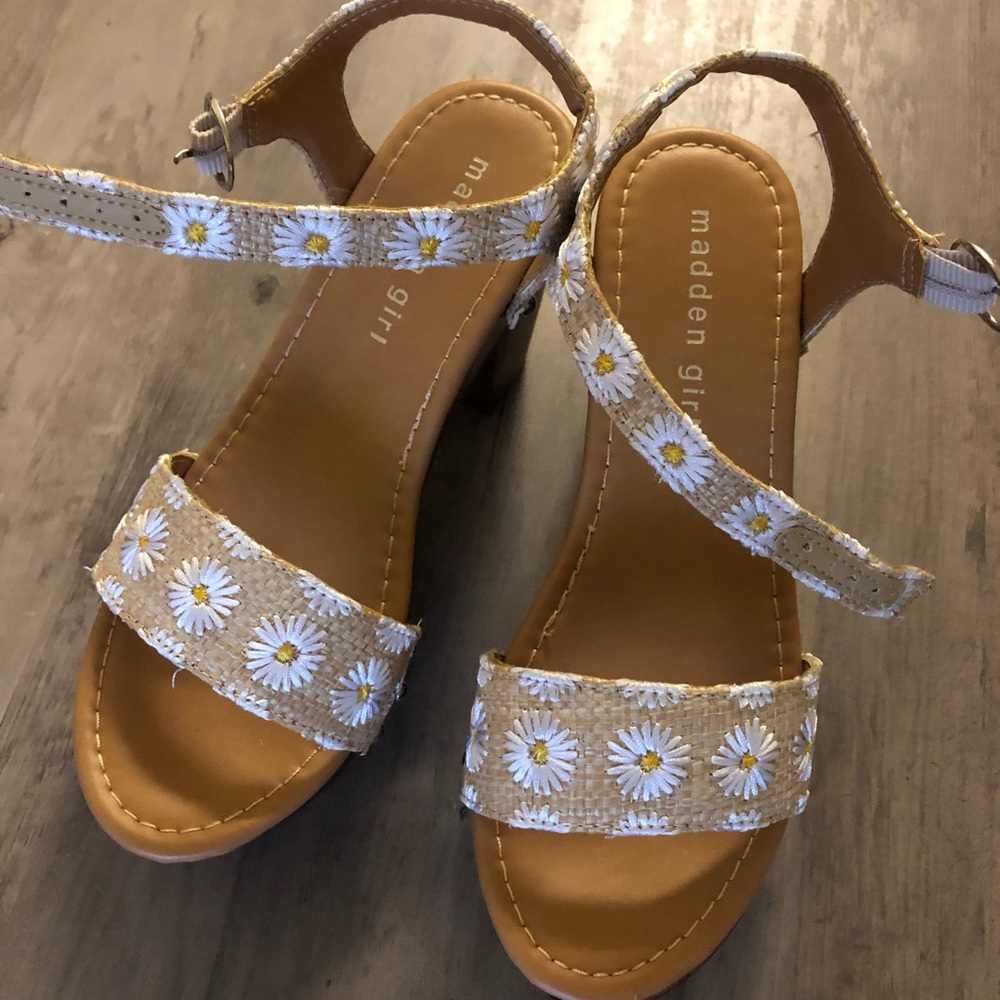 Madden Girl Daisy Embroidered Heels
